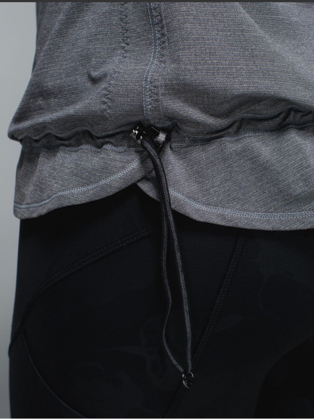 Lululemon Run Times Tank in Heathered Slate / Slate - Picture 12 of 12